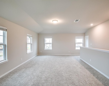 1532 Homestead Farms Dr - Photo Thumbnail 18