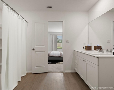 213 Navidad River Dr - Photo Thumbnail 9