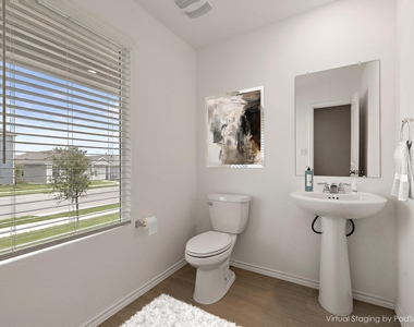 213 Navidad River Dr - Photo Thumbnail 14
