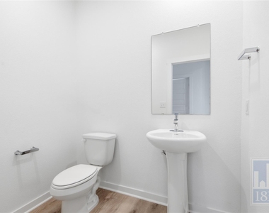 10925 Tildon Ave - Photo Thumbnail 22