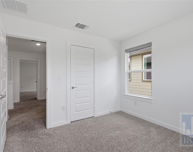 10925 Tildon Ave - Photo Thumbnail 18
