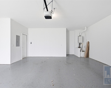 10925 Tildon Ave - Photo Thumbnail 23