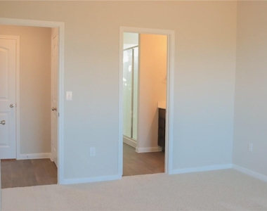14015 Macquarie Dr - Photo Thumbnail 15
