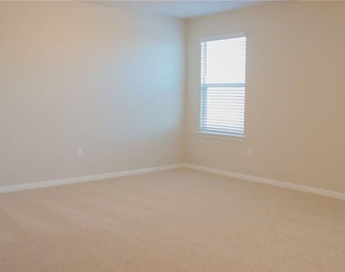 14015 Macquarie Dr - Photo Thumbnail 26
