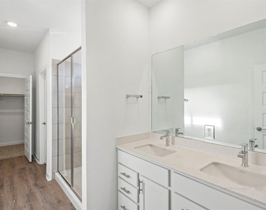 7911 Linda Michelle Ln - Photo Thumbnail 17
