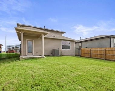 7911 Linda Michelle Ln - Photo Thumbnail 24