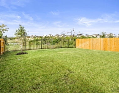 7911 Linda Michelle Ln - Photo Thumbnail 22