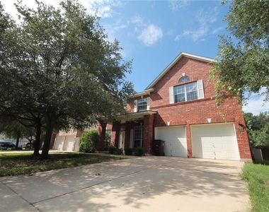 15843 Garrison Cir - Photo Thumbnail 1
