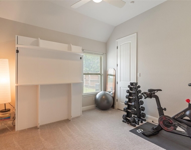 12305 Lostwood Cir - Photo Thumbnail 19
