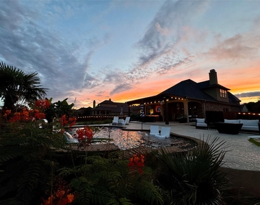 12305 Lostwood Cir - Photo Thumbnail 38