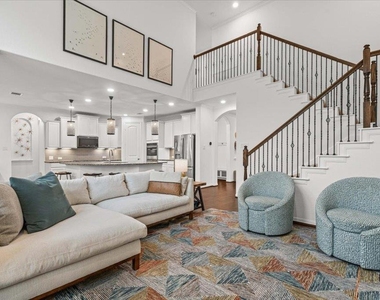 4128 Geary St - Photo Thumbnail 6