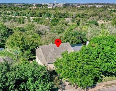 2412 Willow Way - Photo Thumbnail 29