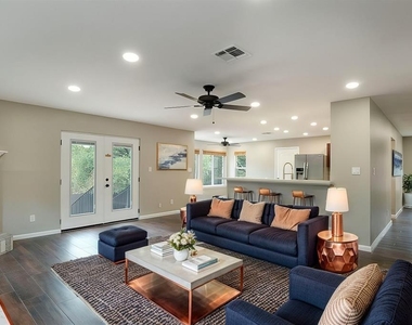 2412 Willow Way - Photo Thumbnail 3