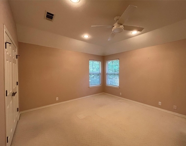 112 Huelo Ct - Photo Thumbnail 10