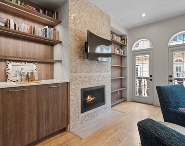 1529 Barton Springs Rd - Photo Thumbnail 19