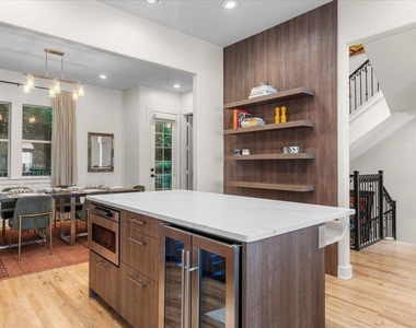 1529 Barton Springs Rd - Photo Thumbnail 24
