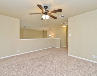 9205 Sweetgum Dr - Photo Thumbnail 14