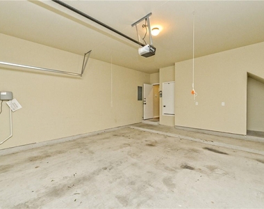 9205 Sweetgum Dr - Photo Thumbnail 27