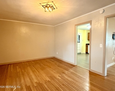 4037 Conga Street - Photo Thumbnail 7