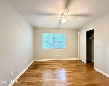 4037 Conga Street - Photo Thumbnail 16