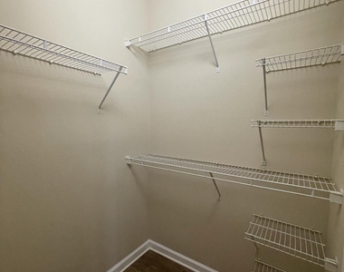 7801 Point Meadows Drive - Photo Thumbnail 8