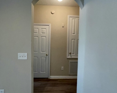 7801 Point Meadows Drive - Photo Thumbnail 5