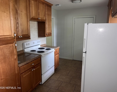 6560 Barmer Drive S - Photo Thumbnail 1
