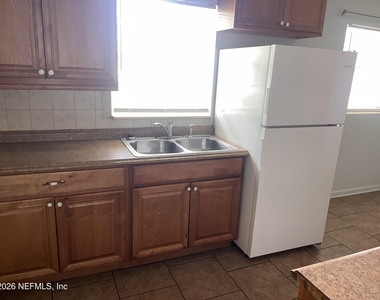 6560 Barmer Drive S - Photo Thumbnail 2