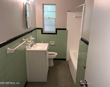 6560 Barmer Drive S - Photo Thumbnail 9