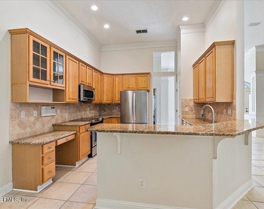 205 Odoms Mill Boulevard - Photo Thumbnail 9