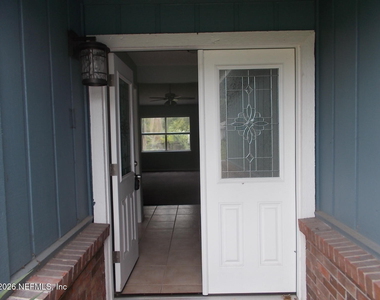 7529 Falcon Trace Drive W - Photo Thumbnail 6