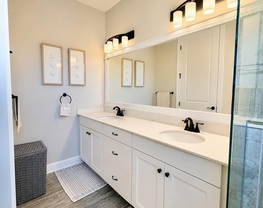 157 Coosaw Court - Photo Thumbnail 12