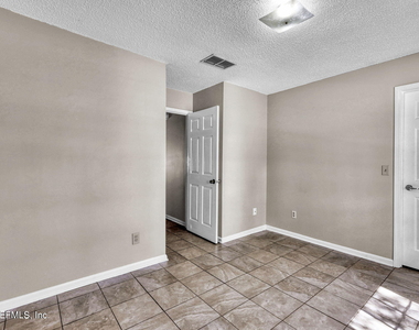 12967 Canyon Creek Trail S - Photo Thumbnail 26