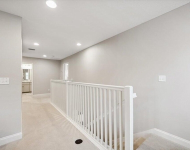 1120 Persimmon Drive - Photo Thumbnail 23