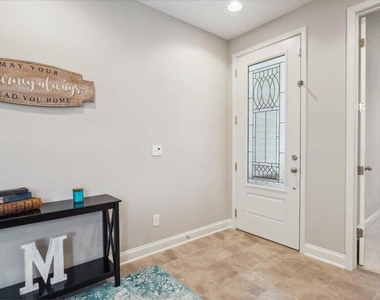 1120 Persimmon Drive - Photo Thumbnail 18