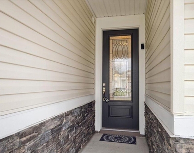 1120 Persimmon Drive - Photo Thumbnail 3
