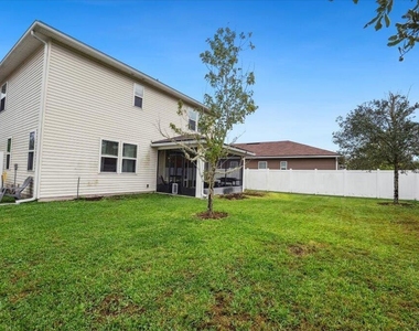 1120 Persimmon Drive - Photo Thumbnail 35