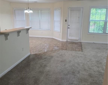 1531 Park Knoll Trail - Photo Thumbnail 17