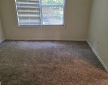 1531 Park Knoll Trail - Photo Thumbnail 6