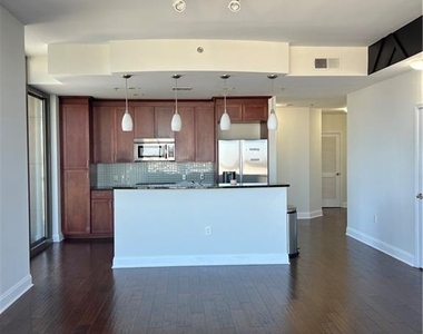 270 17th Street Nw - Photo Thumbnail 3