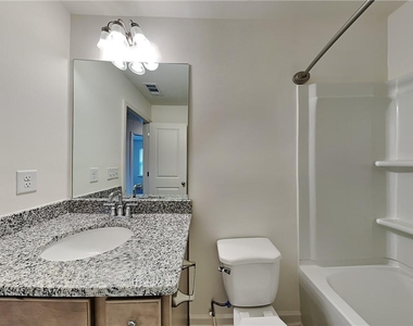 975 Society Circle Sw - Photo Thumbnail 13