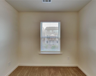 975 Society Circle Sw - Photo Thumbnail 11