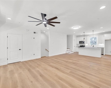 203 Riverstone Commons Circle - Photo Thumbnail 8