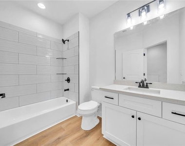 203 Riverstone Commons Circle - Photo Thumbnail 16