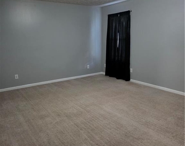 1529 Sydney Pond Circle - Photo Thumbnail 20