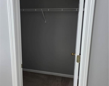 1529 Sydney Pond Circle - Photo Thumbnail 17