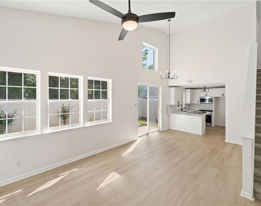 872 Windcroft Circle Nw - Photo Thumbnail 2
