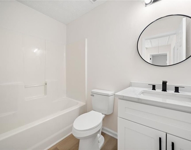 872 Windcroft Circle Nw - Photo Thumbnail 6