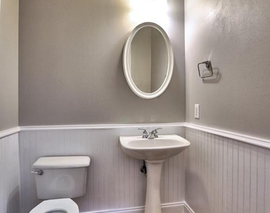975 Odessa Drive Nw - Photo Thumbnail 22