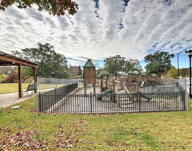 975 Odessa Drive Nw - Photo Thumbnail 45
